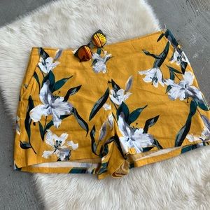 Leith Plus Size Floral Shorts